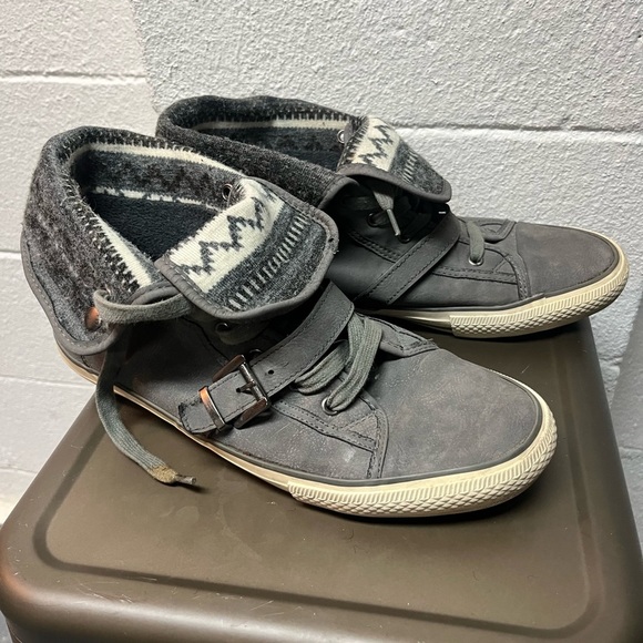 Aldo Sneakers for Men. Gray Aztec print - Picture 4 of 5